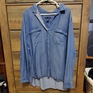 Long sleeve Jean shirt that can be rolled
